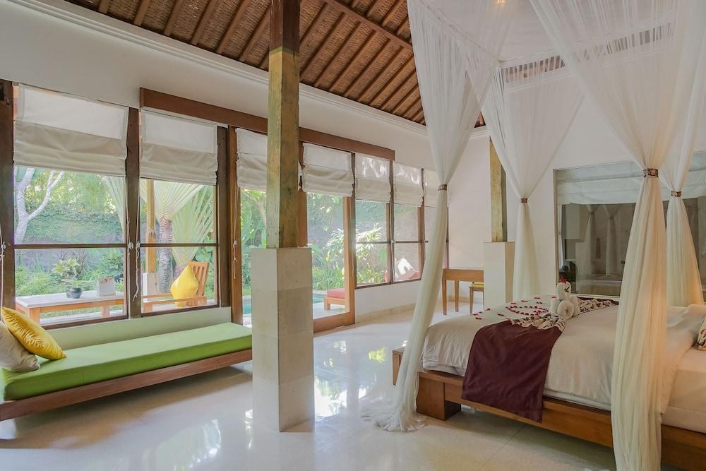 Alam Bidadari Seminyak Villa Exterior photo
