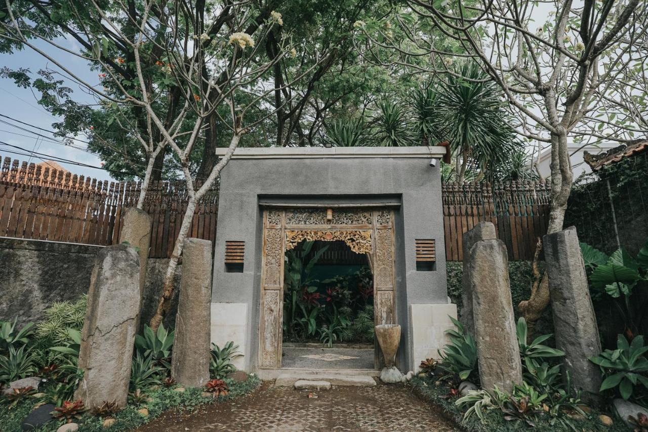 Alam Bidadari Seminyak Villa Exterior photo