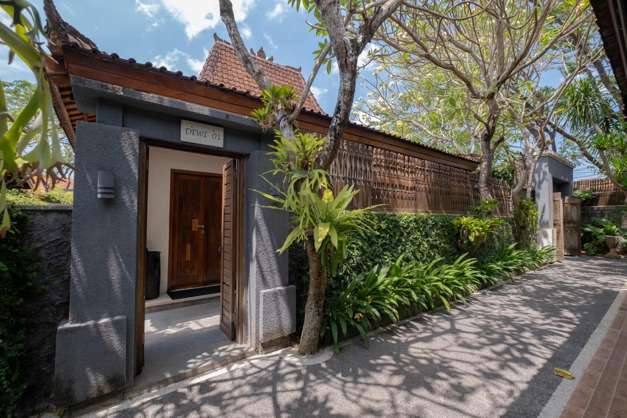 Alam Bidadari Seminyak Villa Exterior photo