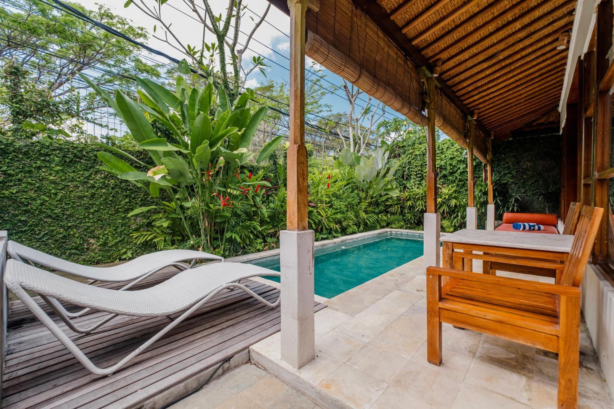 Alam Bidadari Seminyak Villa Exterior photo