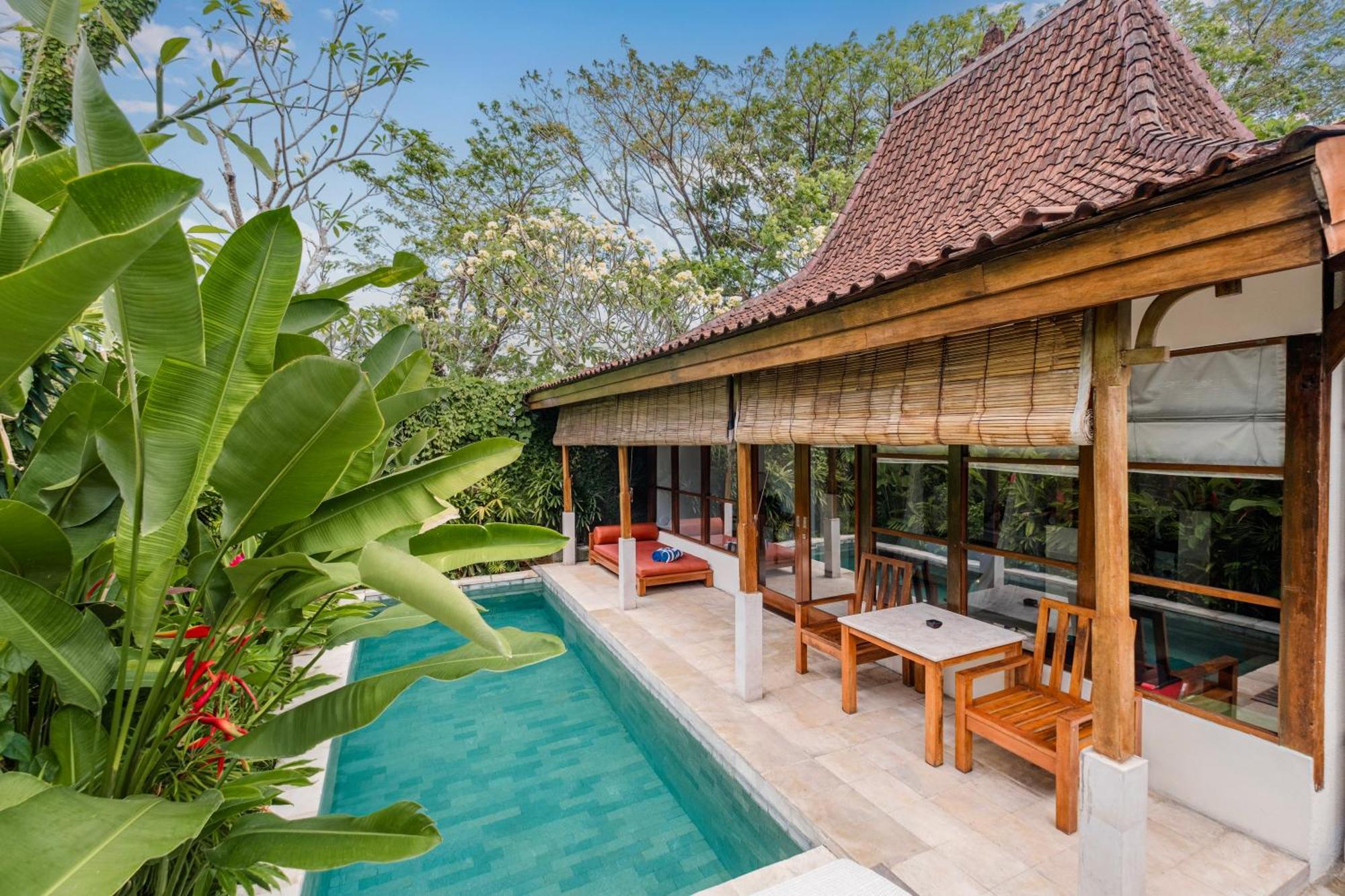 Alam Bidadari Seminyak Villa Exterior photo