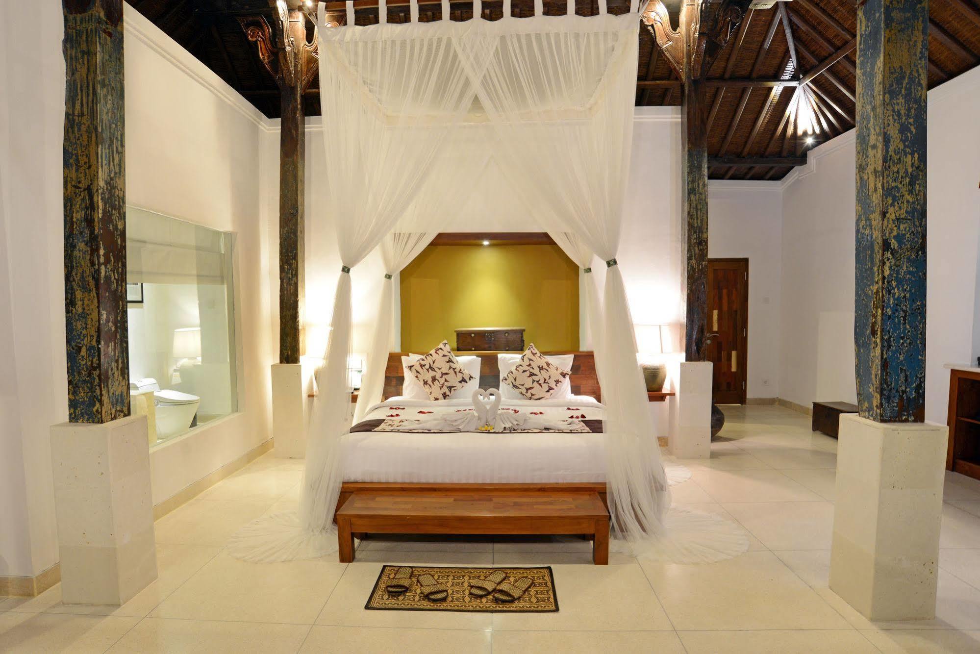 Alam Bidadari Seminyak Villa Exterior photo